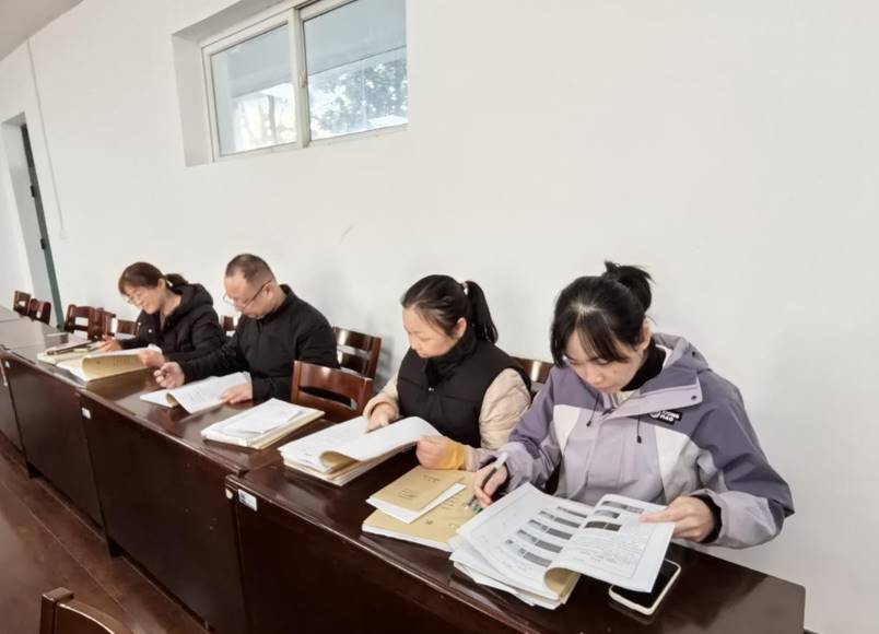 说明:321cab88403cb2eb2aeba0005839cf69