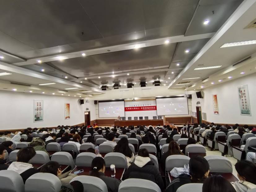 4eecbfb5bf89de93a0ef69d0b3d46e0b